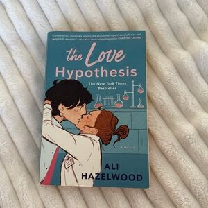 The Love Hypothesis by Ali Hazelwood
